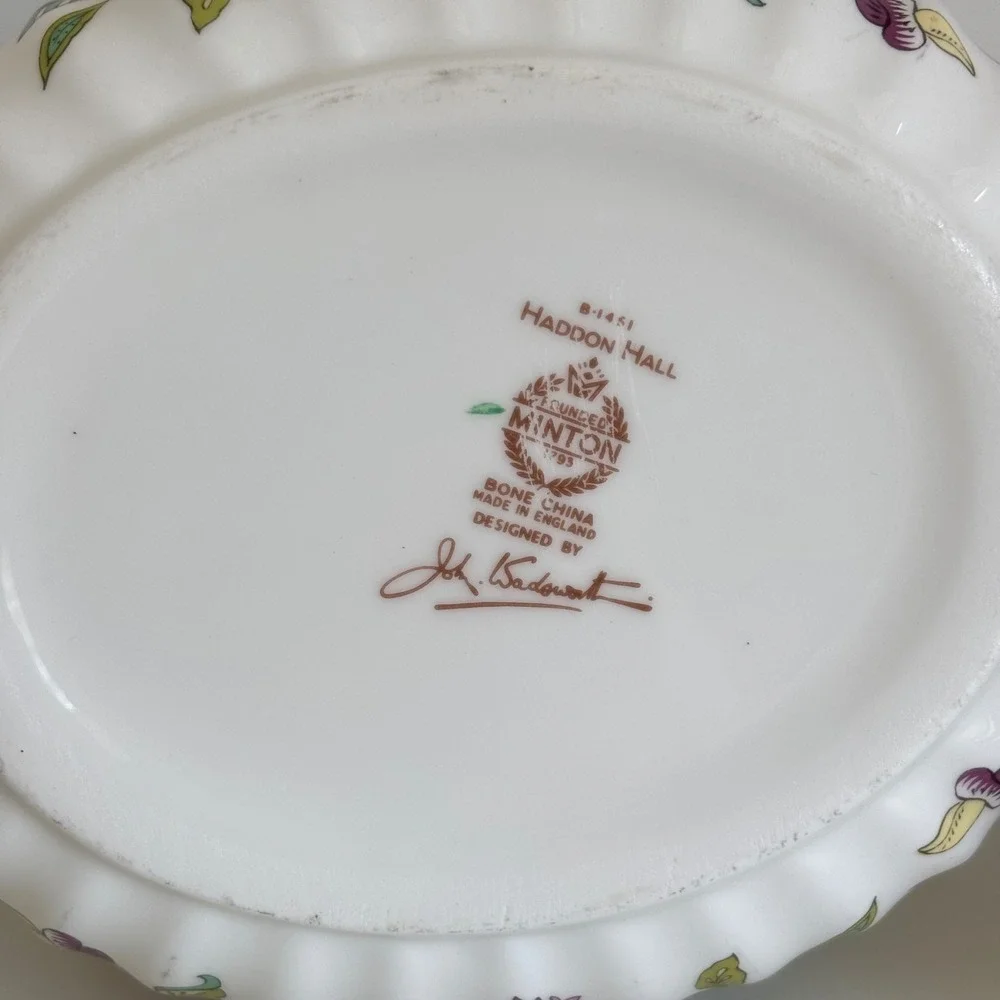 Minton Haddon Hall B-1451 Bone China Teapot 1 1/2 Pints Floral Green Trim